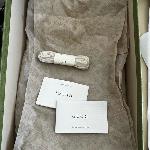 New Gucci Sneaker - Picture 3 of 9